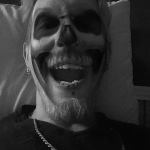 Meet your Posher, Aaron